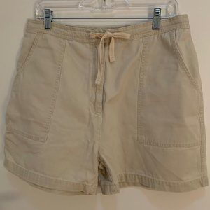 Marsh Landing Beige Shorts
